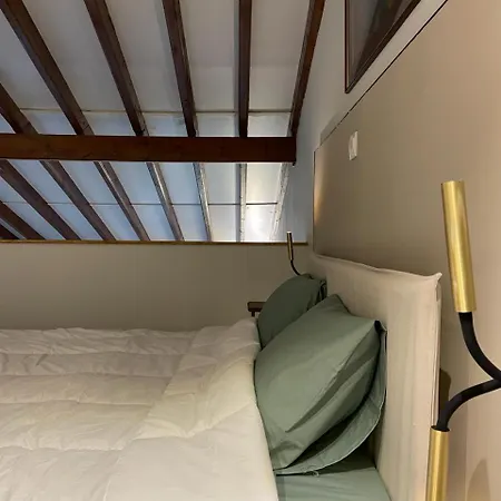 アパート Calming Mountain View With Balcony & Free Parking Near Kakopetria ニコシア