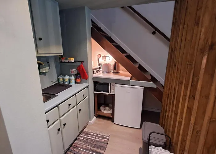 Calming Mountain View With Balcony & Free Parking Near Kakopetria Appartamento