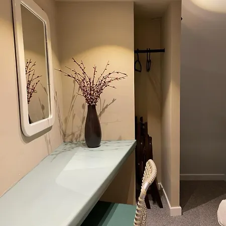 Calming Mountain View With Balcony & Free Parking Near Kakopetria 아파트 니코시아