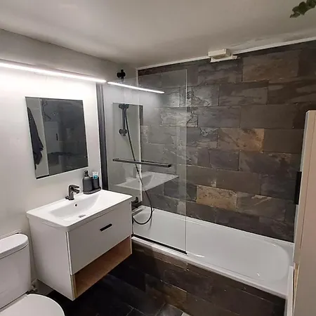 Calming Mountain View With Balcony & Free Parking Near Kakopetria Nicosia