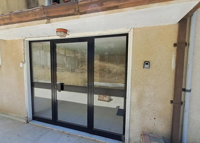 Calming Mountain View With Balcony & Free Parking Near Kakopetria * Nikósie